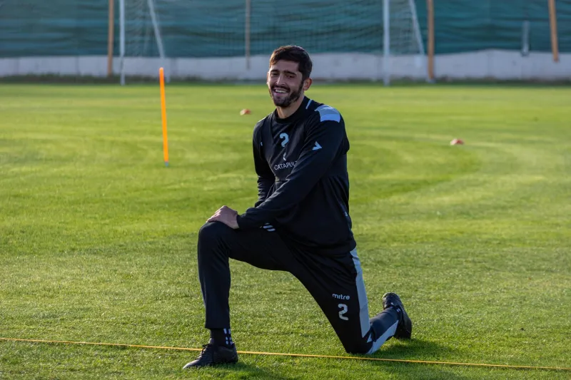 Das Phantom-Talent: Warum hochgelobte Bundesliga-Neuzugänge nach ihrer Ankunft so oft von der Bildfläche verschwinden – und was dahinter steckt