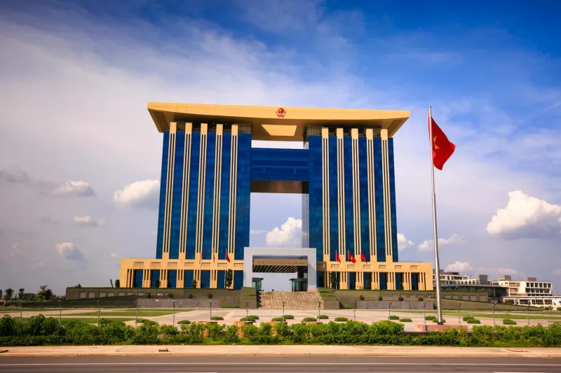 Transferverbote als Chance: Wie gesperrte Bundesliga-Klubs trotz FIFA-Sanktionen clever auf dem Markt agieren